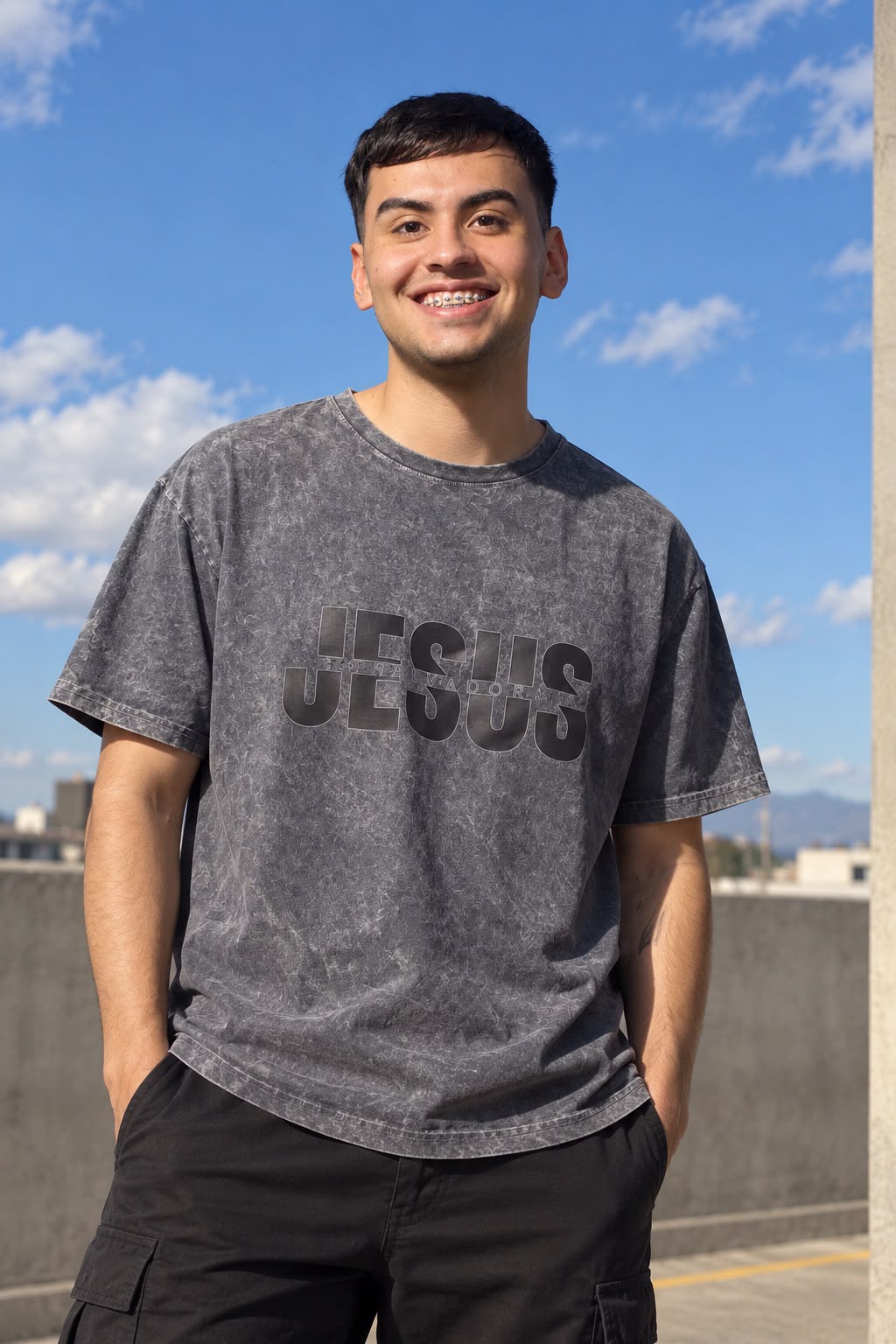 Polera Acid Wash Jesús Salvador